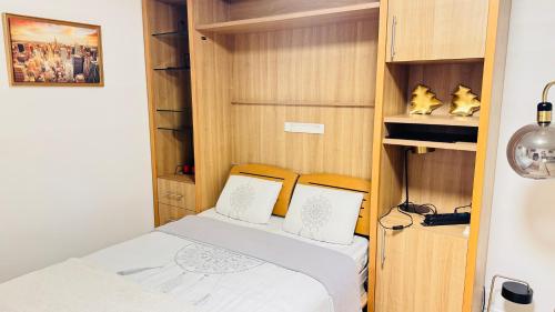 Un studio de luxe Les Champs Elysées