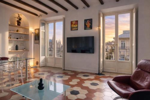 Foto Duomo Charming Maison with Private Terrace - A Unique Milanese Experience 1