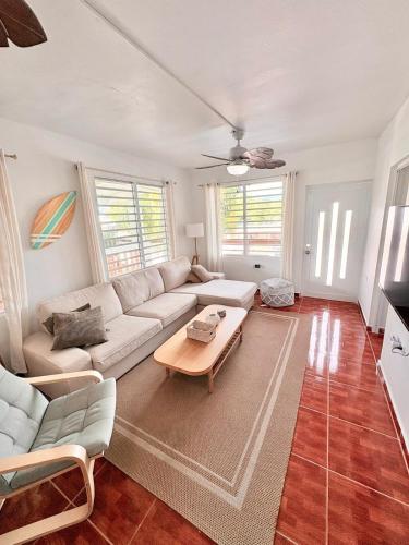 Villa 1 Oceanview Rooftop - 2 mins to beach