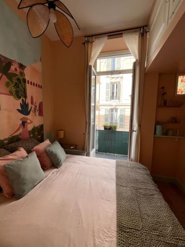 Chambre arty & colorée en plein cœur de Nice
