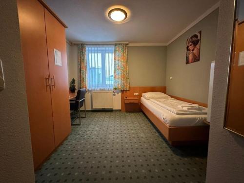 Mariazellerhof Room 204