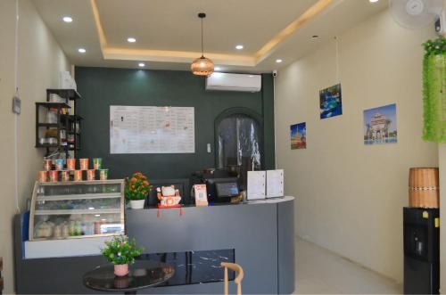 Příslušenství pro přípravu čaje a kávy v ubytování Aroma Hostel