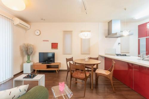 Tennoji House