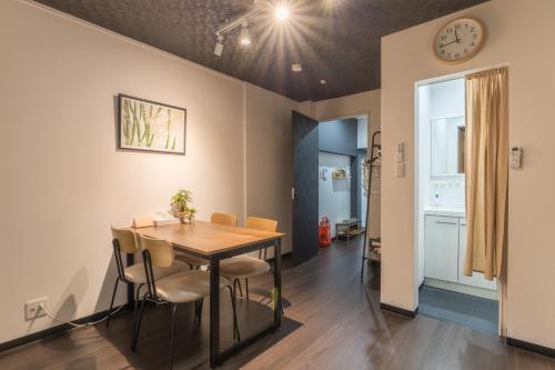 Easy Namba USJ 3DK Up to 8 Whole house