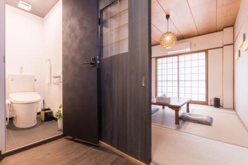 Easy Namba USJ 3DK Up to 8 Whole house