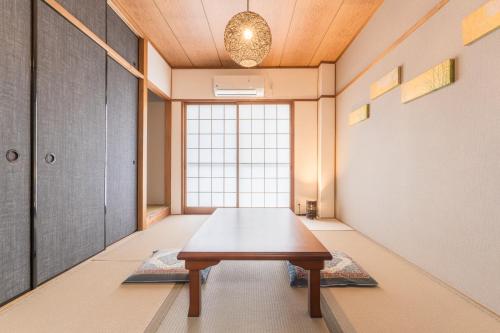 Easy Namba USJ 3DK Up to 8 Whole house