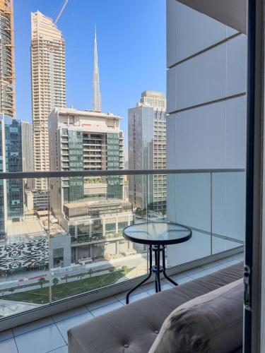 BurjKhalifa View | 1BR Business Bay Near Dubaimall