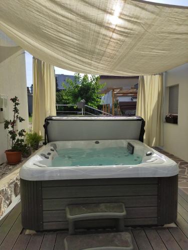 Holiday house Tolesa