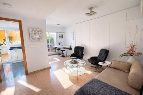 Lovely Penhouse in Alicante with parking