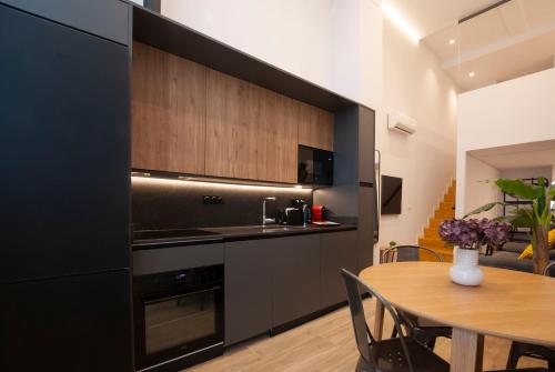LOFT Accommodative B photo 11