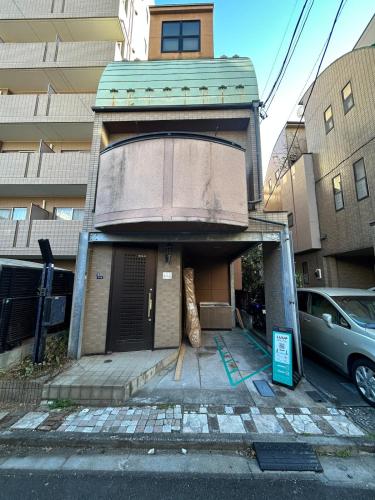 Luxury modern 3LDK in central Tokyo 5 min to Metro