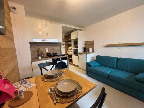 Elegant studio cosy et chaleureux