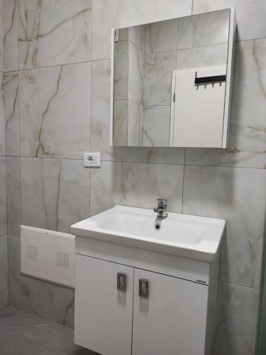 Bany a M21 Apartment