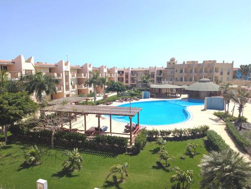 Top Pool View - Tropical apt B11 - PointingCaboVerde