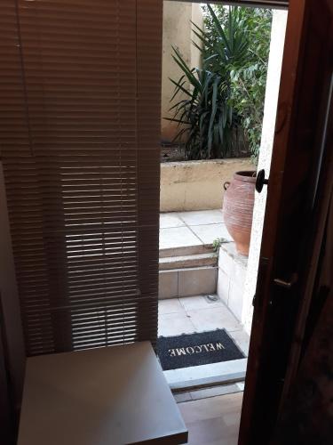 Studio Poseidonos Avenue