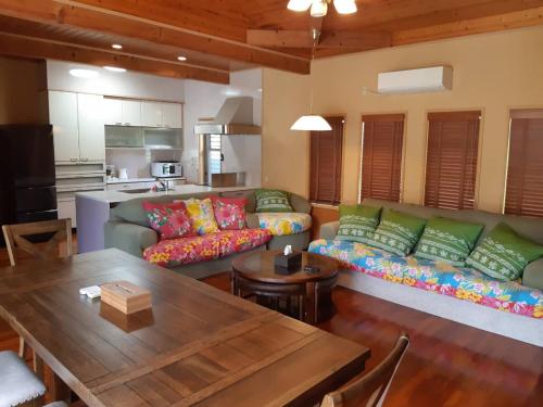 Beachfront Villa kanistel