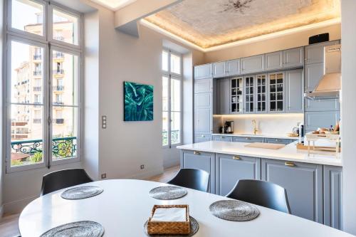 Luxury apartment in Cannes