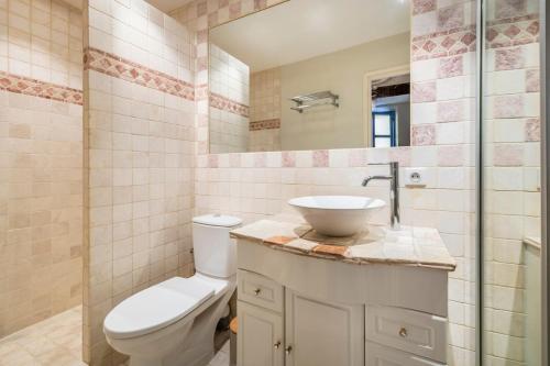 Charming 1-Bedroom Townhouse