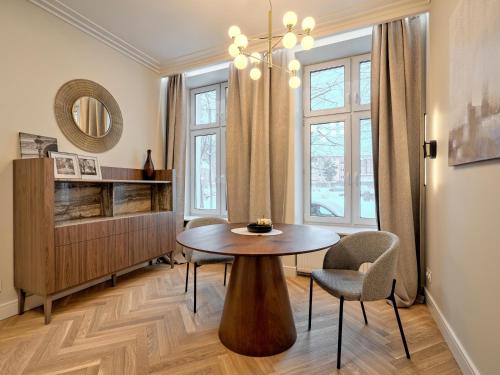 Gdańsk Downtown Apt - 52 m2, Top Location - by Rentujemy