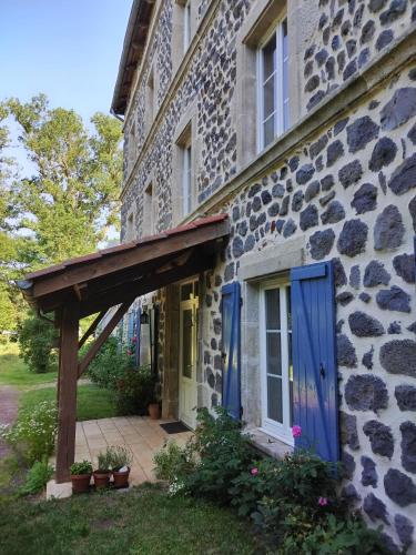 Gîte Régord'âne proche cascade
