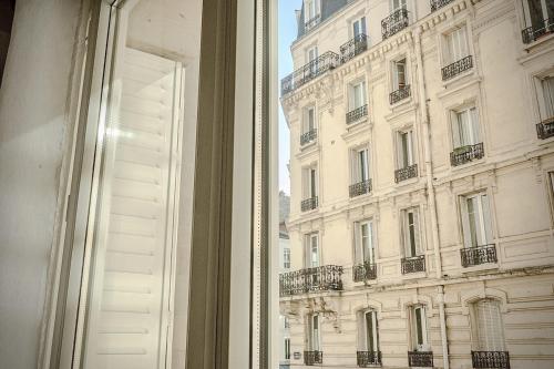 Sèvres-Lecourbe Romantic Apartment T2 Paris15