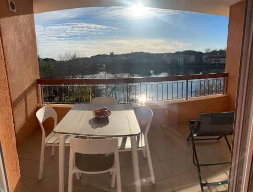 Appartement Mandelieu Riviera Resort vue sur lac
