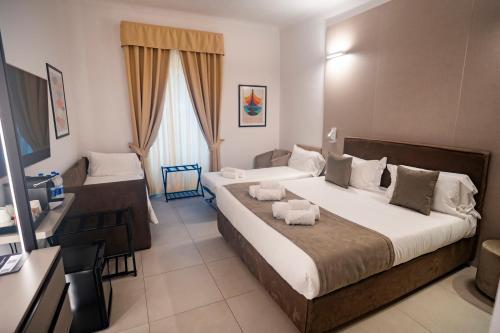 Cicerone's Luxury Suites