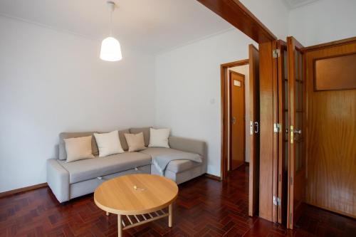 Central Cascais 1BDR With Balcony Near The Beach