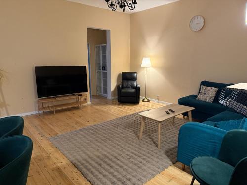 3Bdr Apartment with a Terrace in Kadriorg