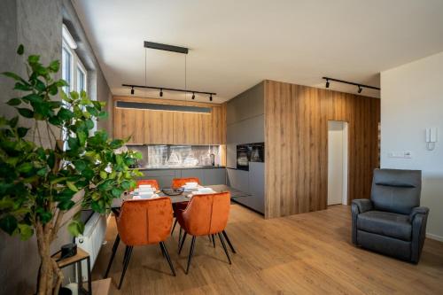 Apartmoments - Popradska 502