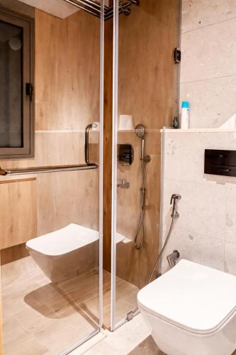 Bany a RARA HM Suites