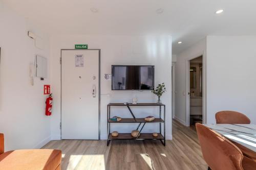 Bright and Fantastic 1H - Madrid Rio Apartment D