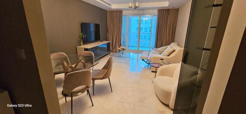 Телевізор і / або розважальний центр в Exclusive Living