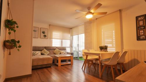 SeaHomes Vacations - CORAL SUN in Fenals Beach