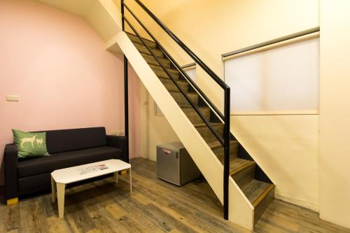 Зона вітальні в W Hostel