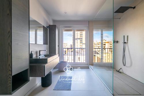 L'Appartement d Exception - Hyper Centre - 3 suites, Parking & Billard