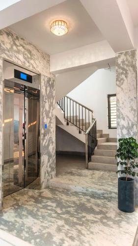 Bashundhara 1BR AC Suite Near Airport