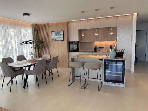 Pearl Seaview