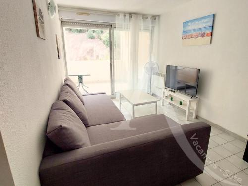 T3 capacite 6 personnes dans residence avec piscine et garage