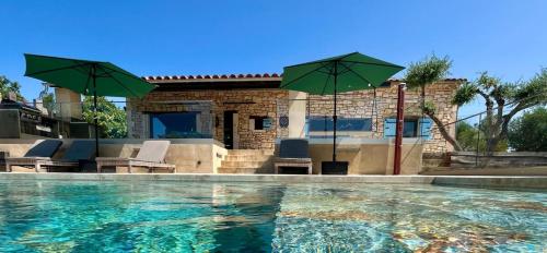 Piscina a Villa Opaline o a prop