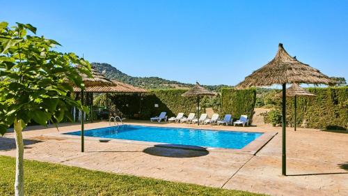 Cortijo Barrera El Bosque by Ruralidays