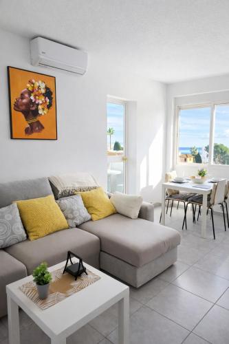 Moderno apartamento muy luminoso con vistas al mar