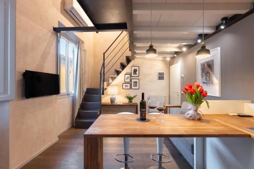 San Lorenzo Mezzanine