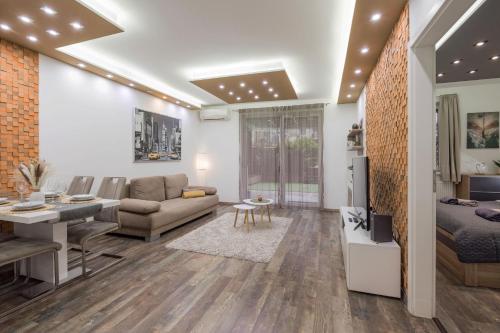 Slate Wood Apartment
