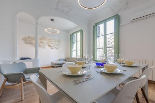 Modernist Apartment 2