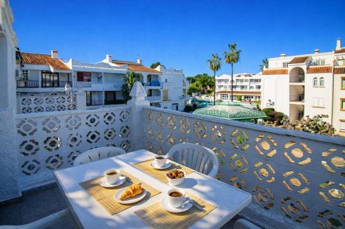 Romana Blue PET FRIENDLY Albert Villas