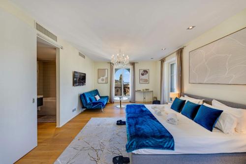 Modern 3-Bedroom Lakeview Apartment in Montreux by GuestLee