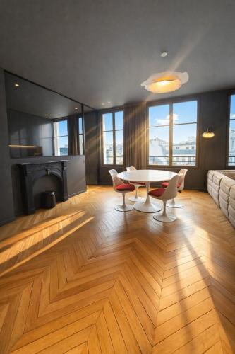 Suite 503 Théâtre Daunou Vendôme Opéra