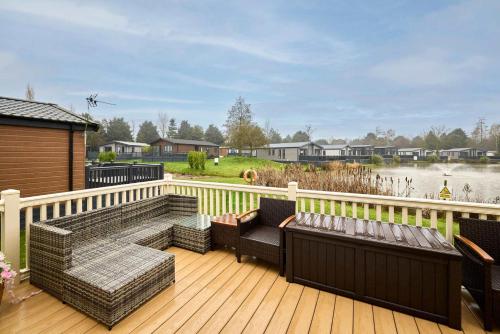 Heathery Lodge with Hot Tub photo 30