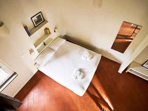 Bright & Quiet Studio near San Siro